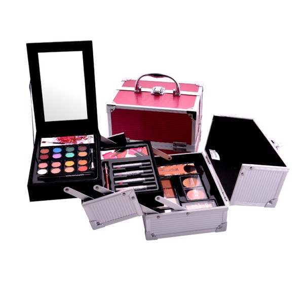 Make Up Kit - 31Pc